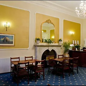 Ailsa Craig Hotel